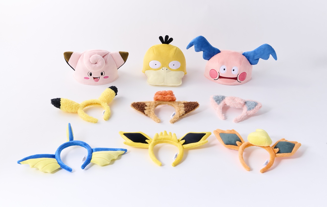 ポケパーク カントー限定のピカチュウ、ロコン、プリン、シャワーズ、サンダース、ブースターの耳付きカチューシャが並べられた集合写真。